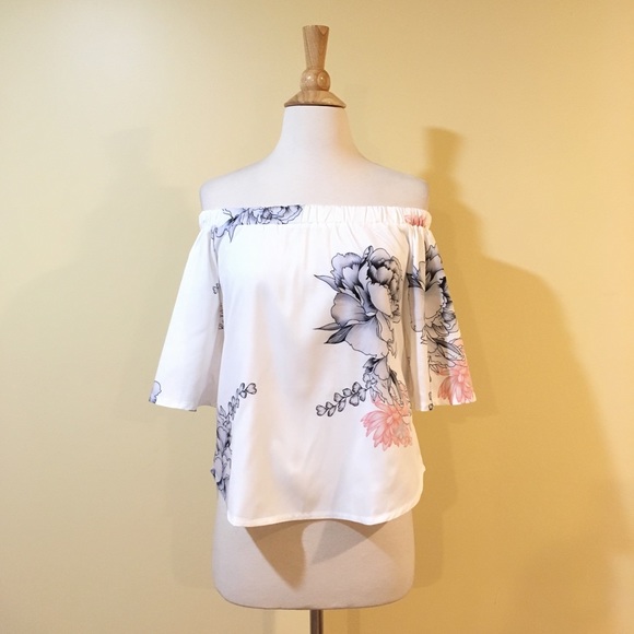 💥 CLEARANCE 💥 High Low Off Shoulder Floral Blouse - Picture 5 of 7